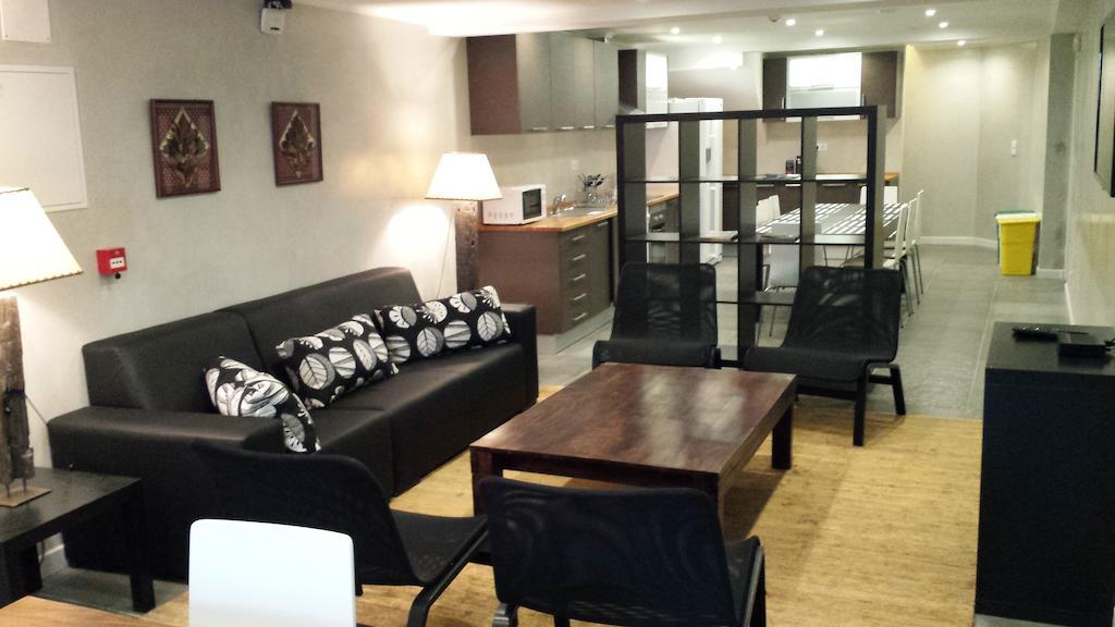 Rossio Suites Lisbona Esterno foto